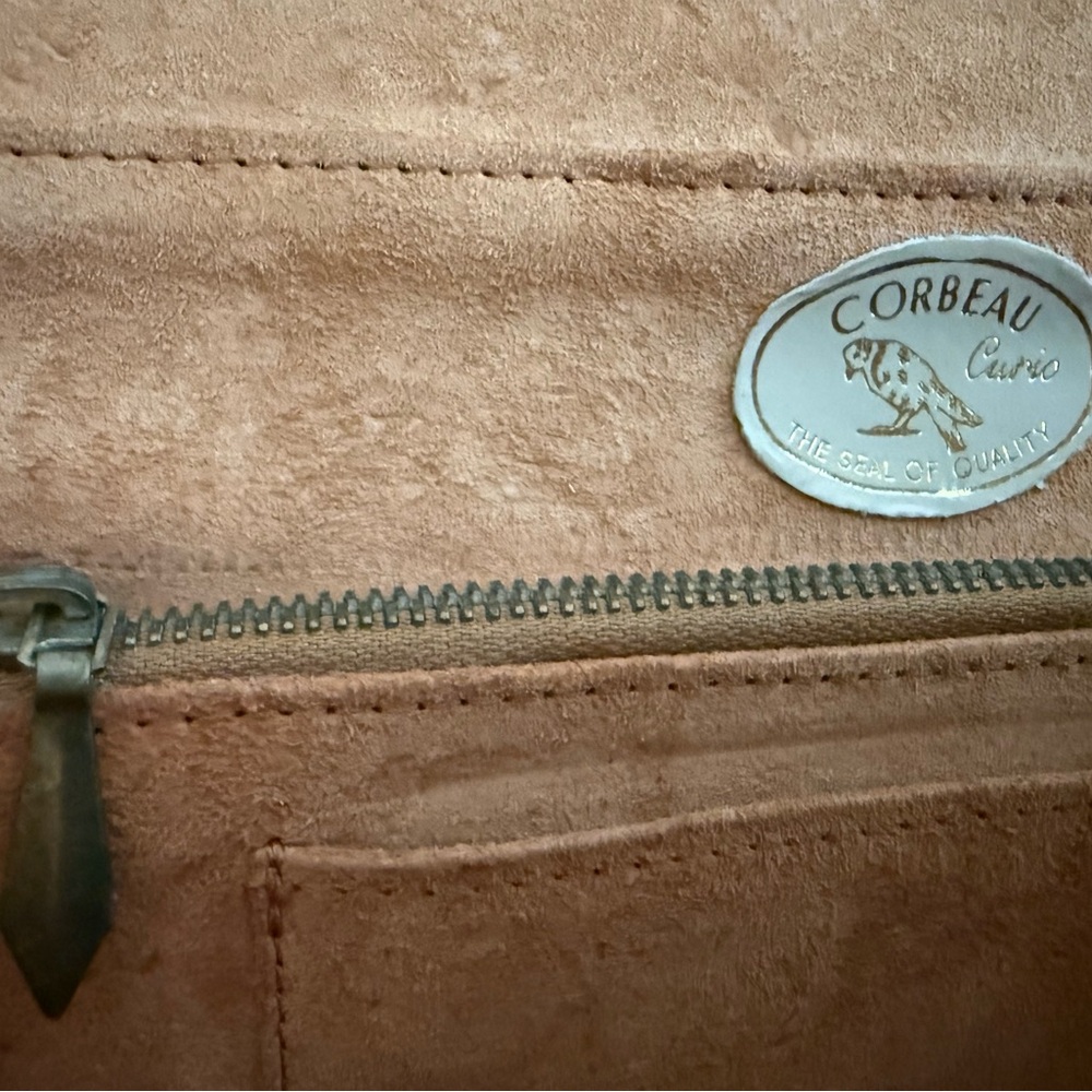 Vintage Corbeau Curio Beige Reptile-Embossed Leather Crossbody Bag - Picture 9 of 14